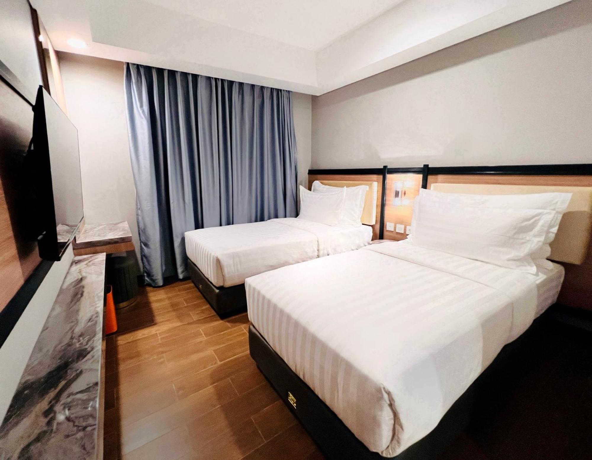 D'Primahotel Airport Sultan Hasanuddin Makassar Sudiang Экстерьер фото