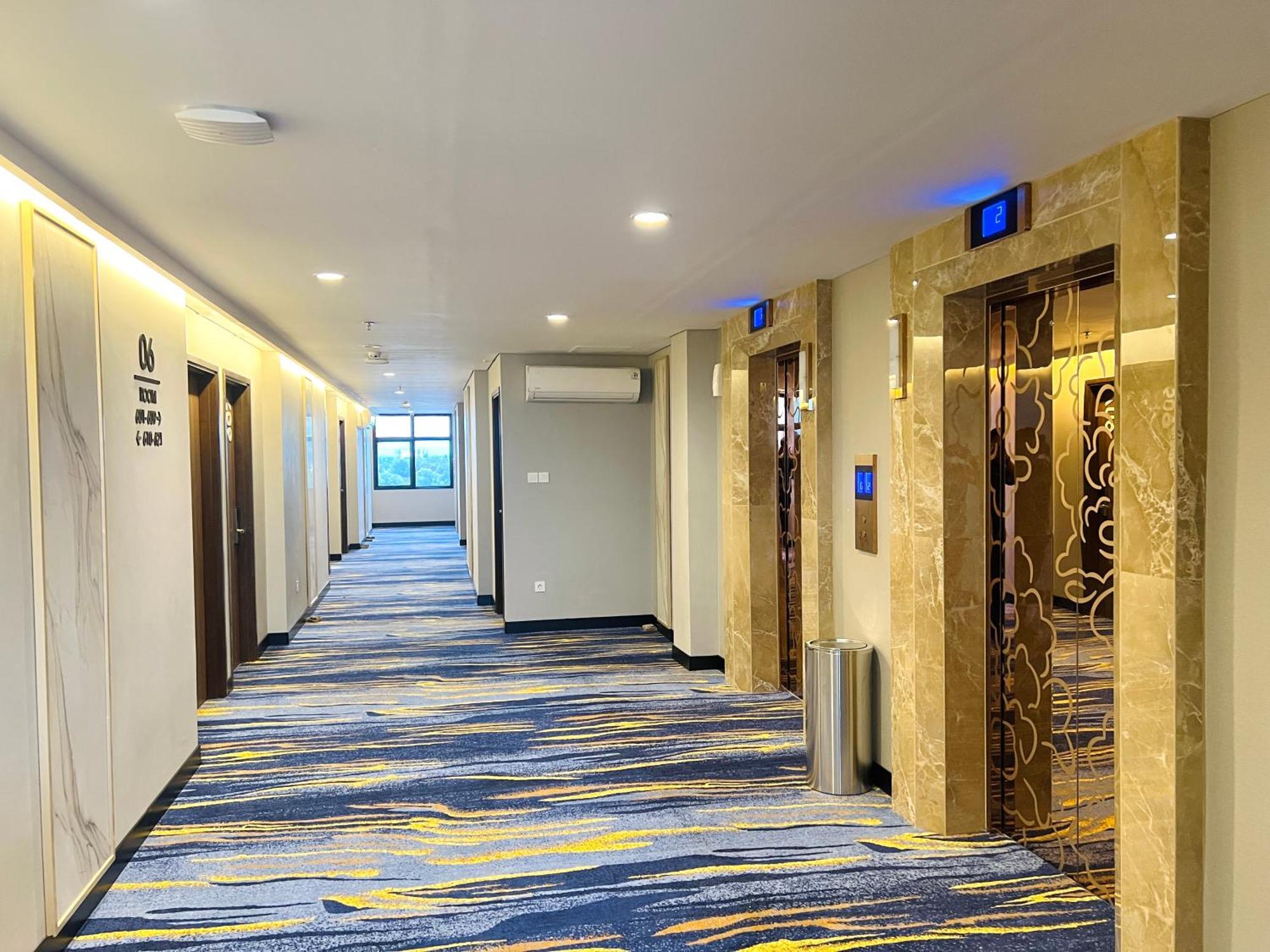 D'Primahotel Airport Sultan Hasanuddin Makassar Sudiang Экстерьер фото
